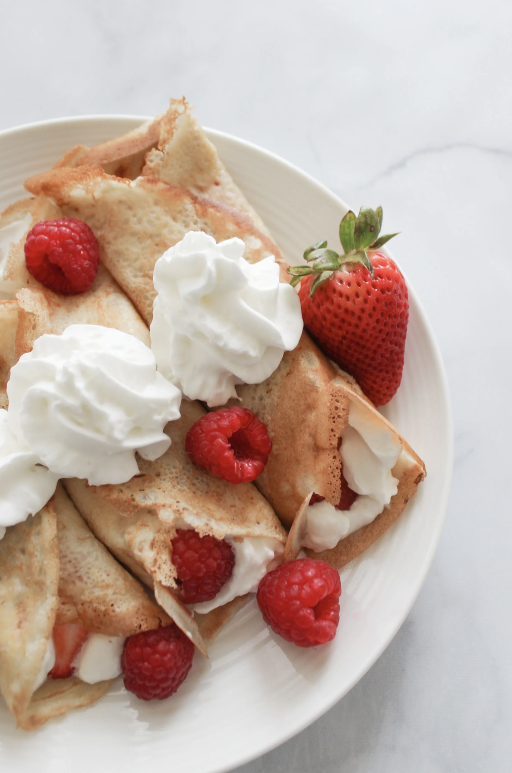 Classic Whipped Cream With Swirl Infusion